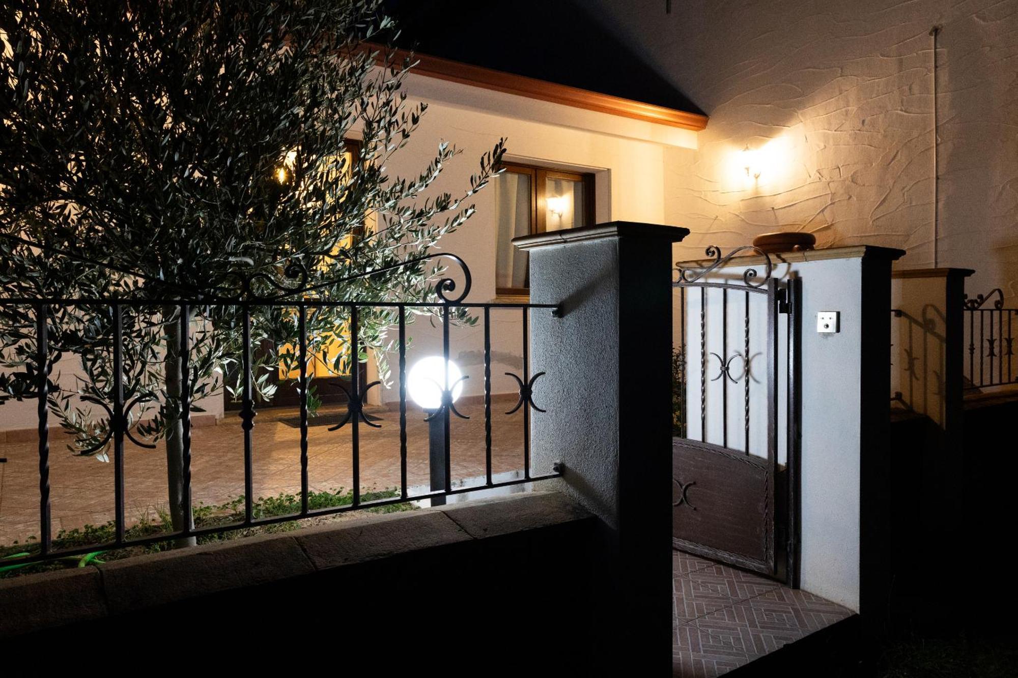 Case Vacanze Il Sogno 2 Porto Pino Ngoại thất bức ảnh